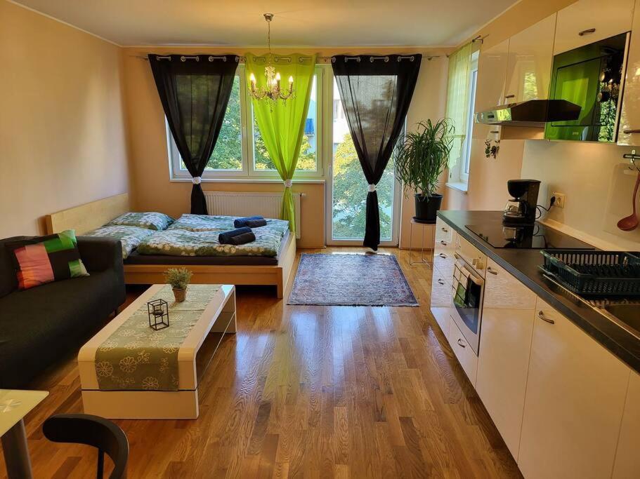 Ferienwohnung Enjoy Wien Exterior foto